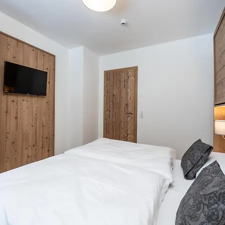 Luxury In Hinterglemm With Sauna Chalet