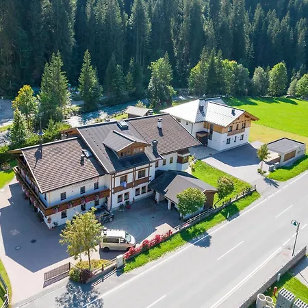 Luxury In Hinterglemm With Sauna Chalet
